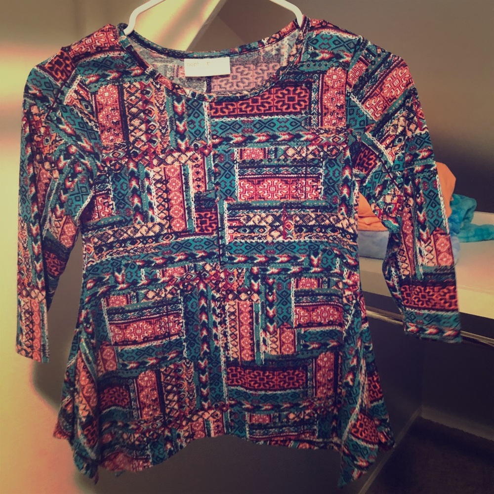 Girl’s Multi-Colored 3/4 Length Sleeved T-Shirt